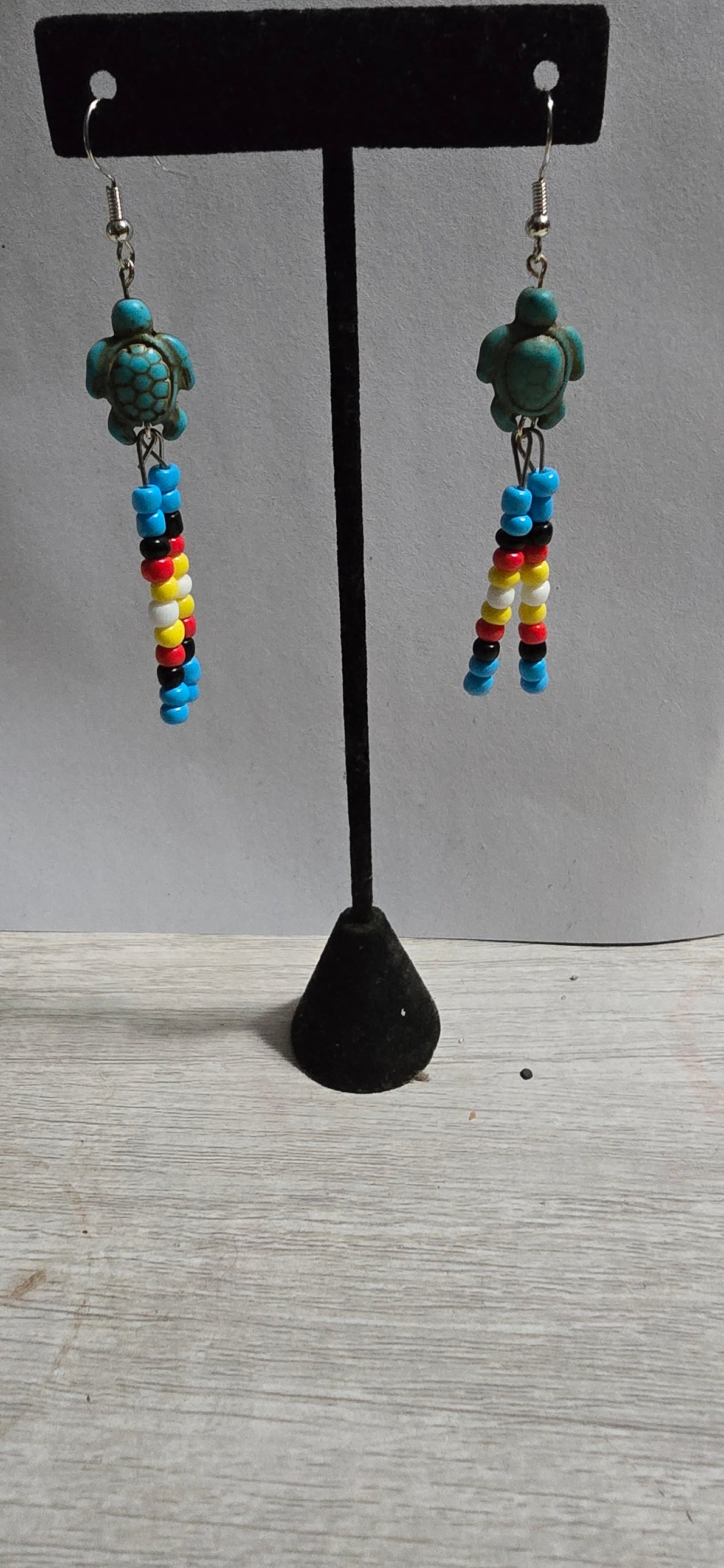 dangle turtle earrings