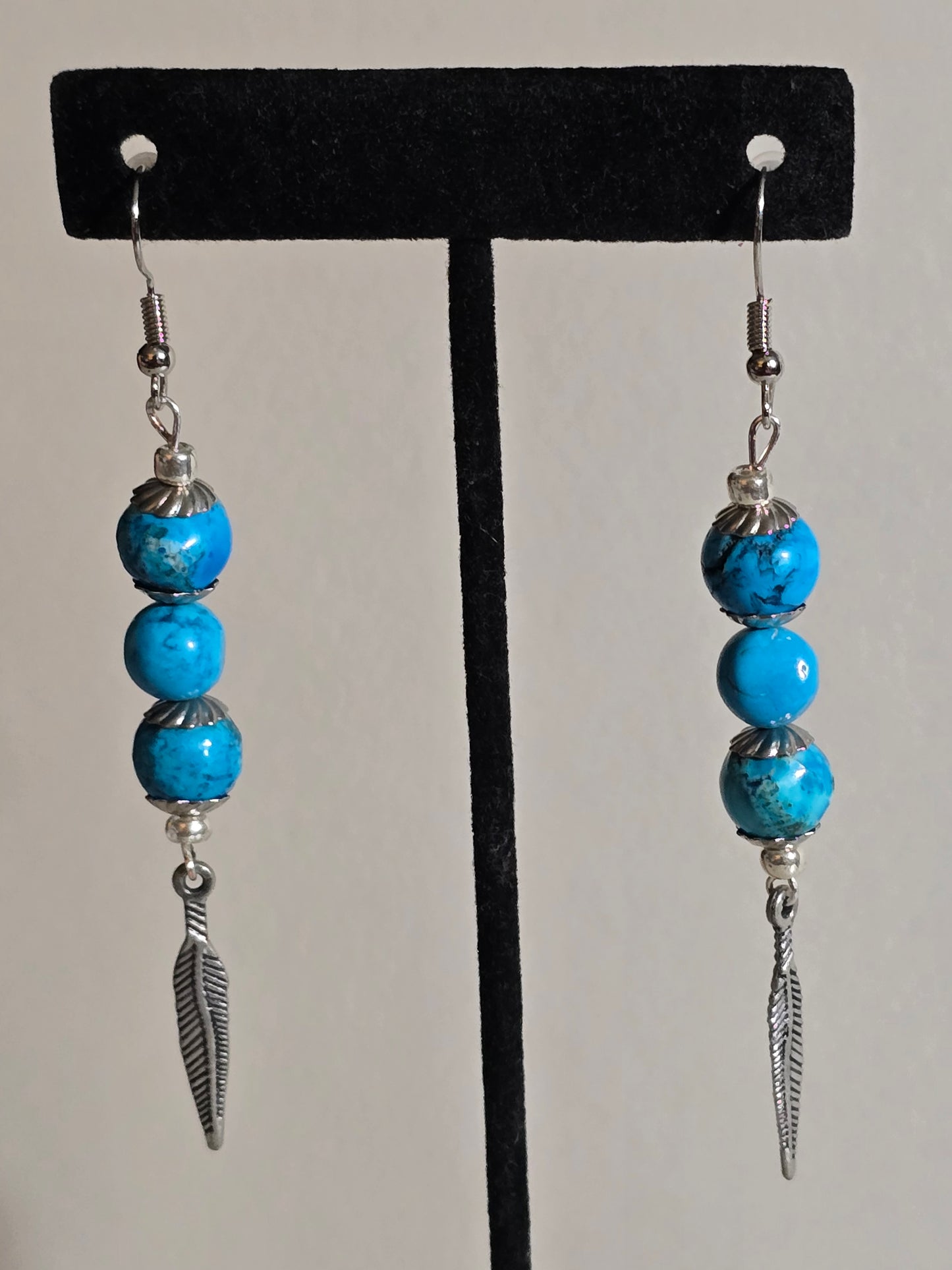Turquoise bead earring